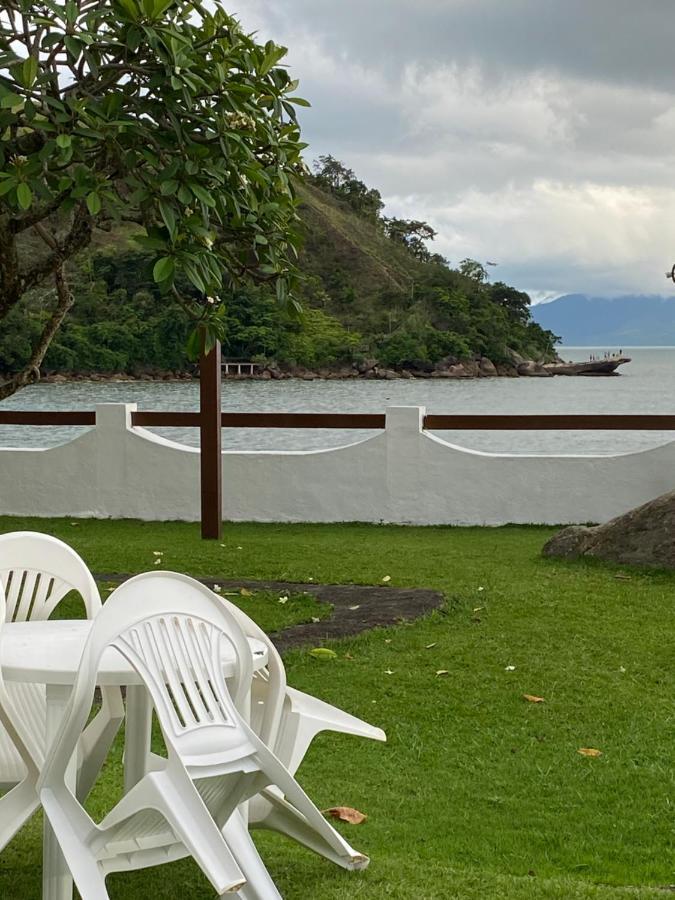 Apartamento Pe Na Areia Caraguatatuba Exterior foto