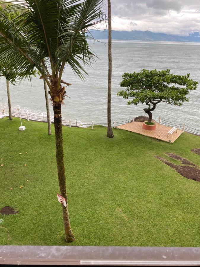 Apartamento Pe Na Areia Caraguatatuba Exterior foto